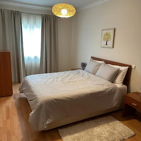 Dream 2 Bedroom Very Close To The Sanctuary Apartment